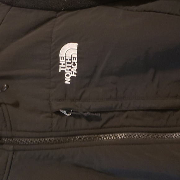 The North Face winter jacket - Picture 2 of 12